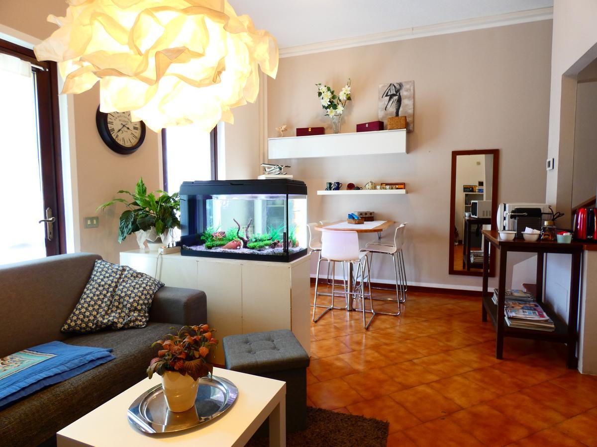 Апартаменти Garden Sweet House Desenzano Дезенцано-дель-Гарда Екстер'єр фото